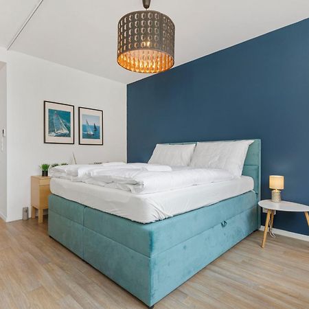 Lam Yacht Club - Terrace 10M2 Lejlighed Bratislava Eksteriør billede