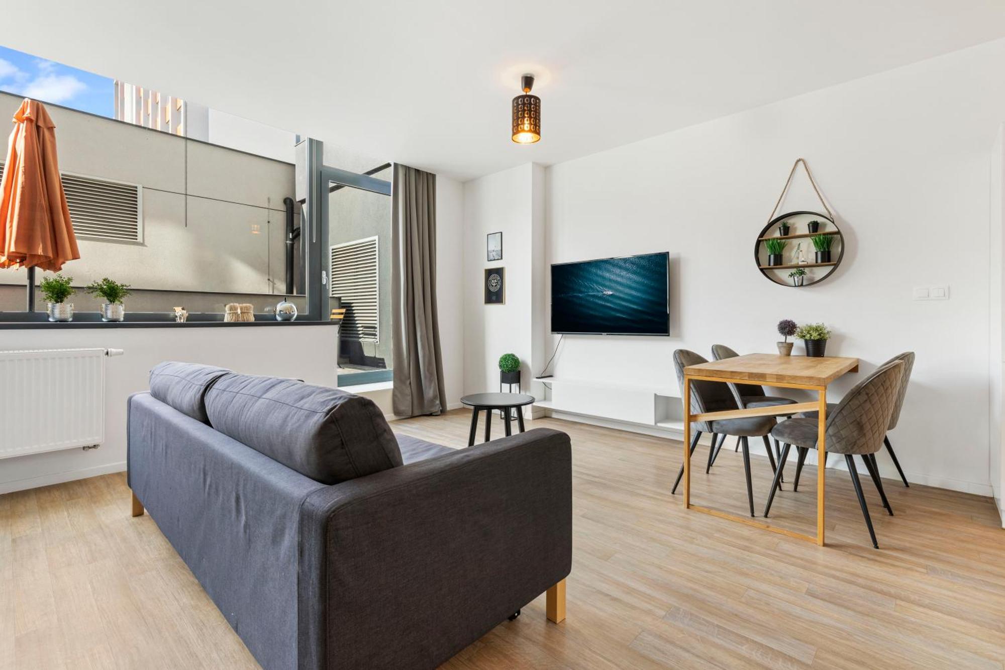 Lam Yacht Club - Terrace 10M2 Lejlighed Bratislava Eksteriør billede